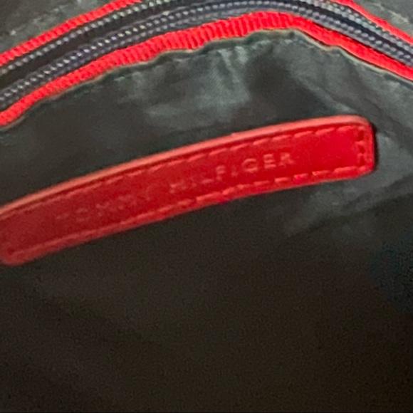 Classic TOMMY HILFIGER Navy Monogrammed Crossbody Bag - Picture 9 of 9